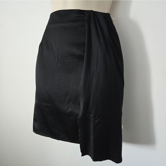Vero Moda Kayla Asymmetric Mini Skirt NWOT - Picture 6 of 11